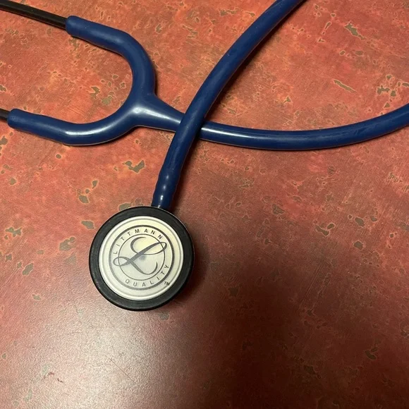 Littmann Classic III Stethoscope - Picture 3 of 5